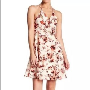 Romeo + Juliet Couture Floral Ruffled Dress